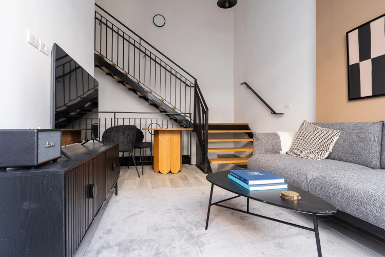 Blueground at Florentine ID13 Apartments