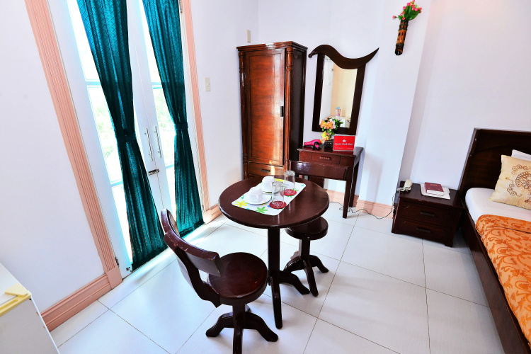 ZEN Rooms Bora Sky Hotel