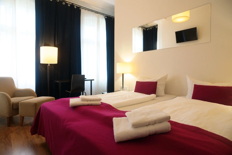 Standard Twin room