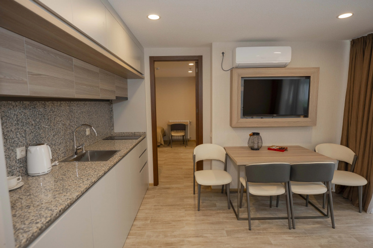 Sunset Hostel by ELT