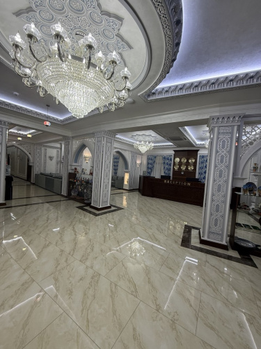 Karvon Plaza Hotel