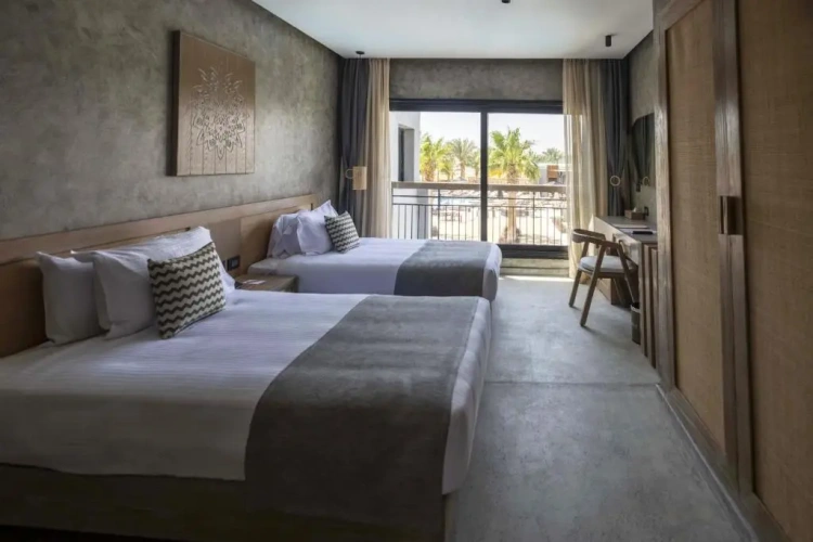 Executive Club Suite with balcony