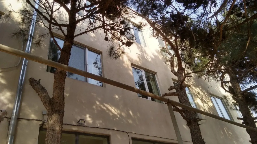 Gio's Apartments