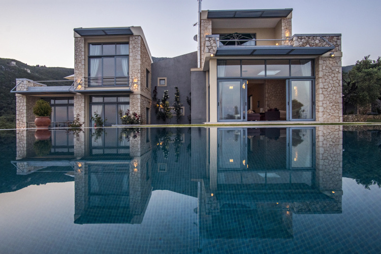 KASTRAKI EPAVLIS Villa