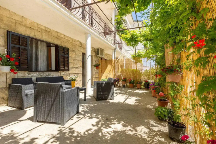 Marasovic - Roko & Lea Apartments