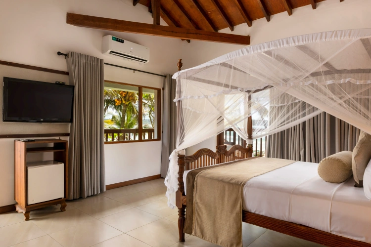 Deluxe Family room with garden view