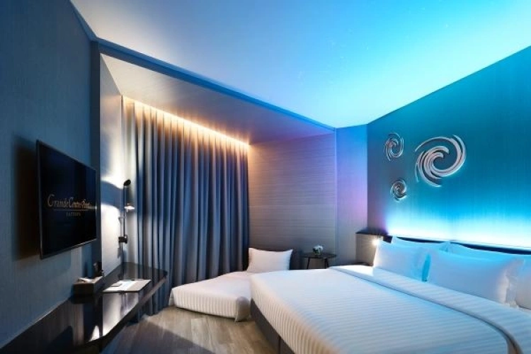 Deluxe Double room with balcony and with sea view