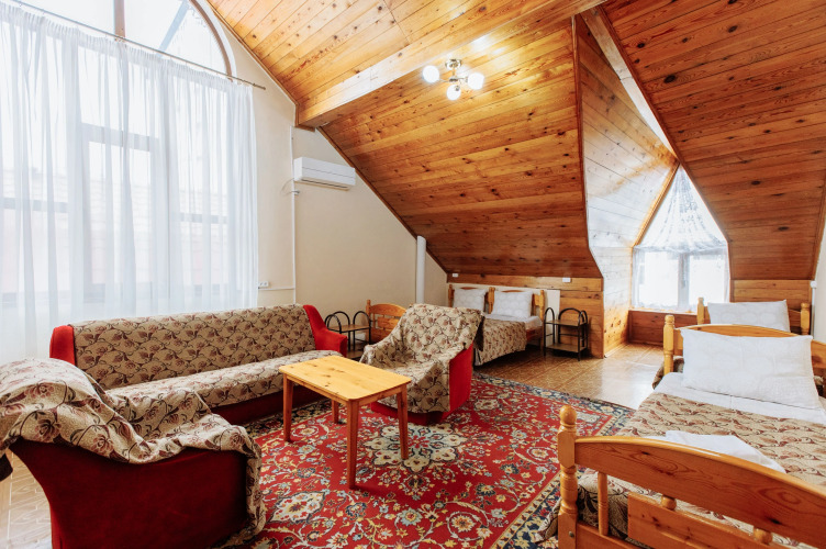 Фотография номера гостевого дома Лазурь Аллама групп