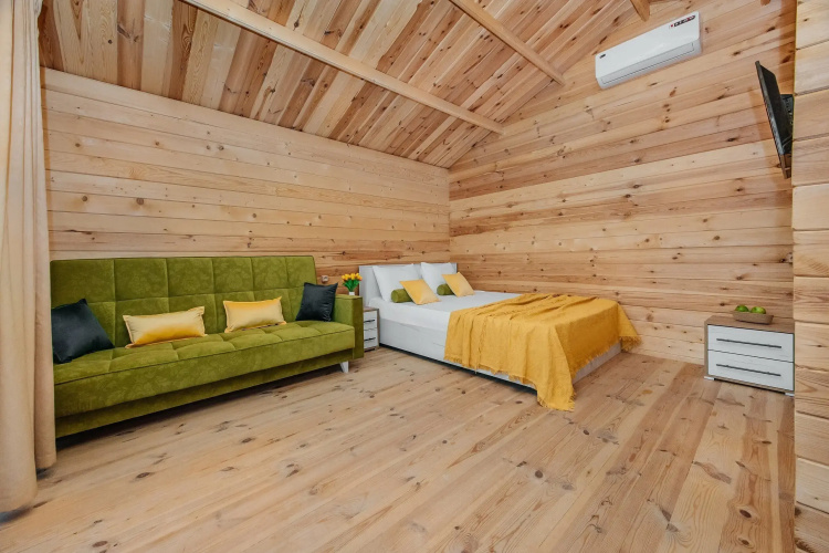 "bronau Nautilus" Mini hotel