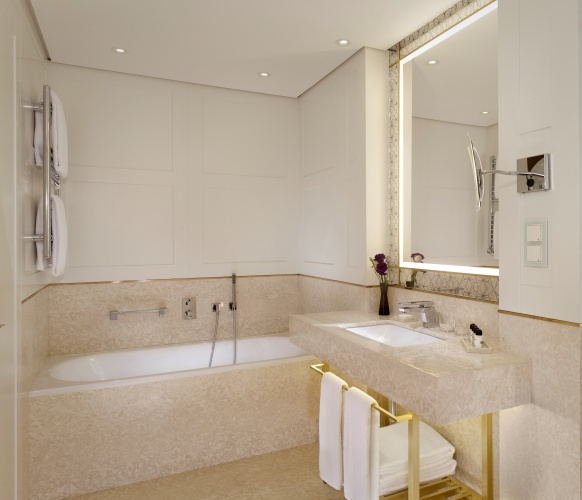 The Alexander, A Luxury Collection Hotel photo 16