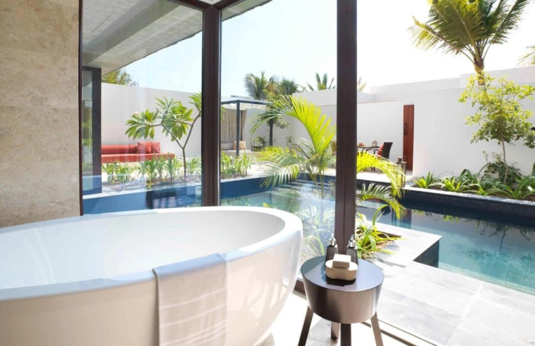 1 Bedroom Villa with balcony and with garden view
