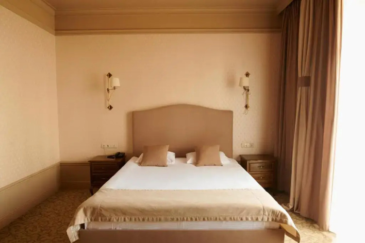  (двуспальная кровать) - изображение 1