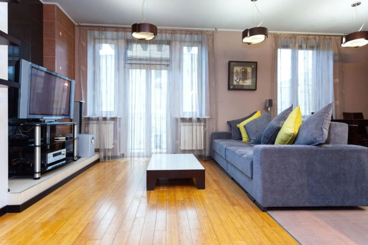 Trehkomnatnye Weekend Apartments