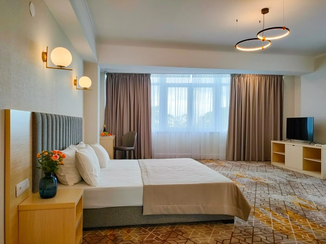 Double Suite with balcony and with mountain and sea view