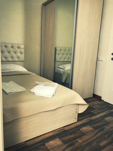 2 Bedrooms Standard Family room with balcony
