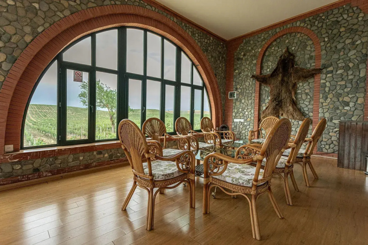 Chabiant Winery Hotel
