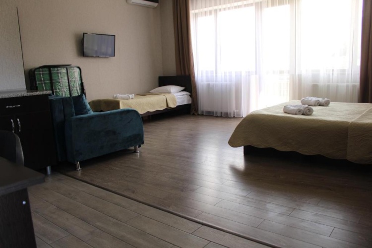 Triple Suite