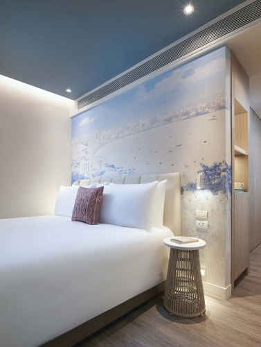Superior Double room with balcony and with city view