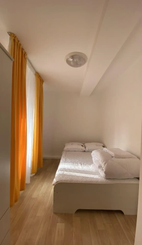 Standard Single room with courtyard view
