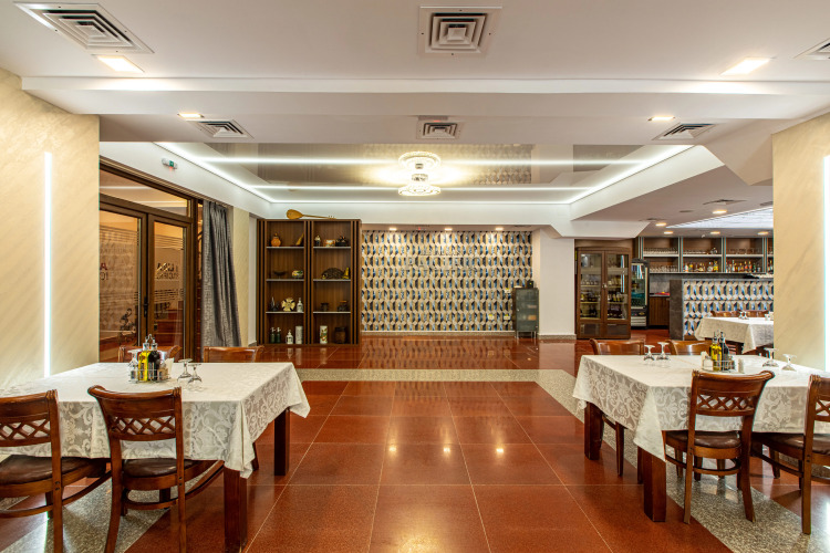 Lira Pacific Apart-hotel