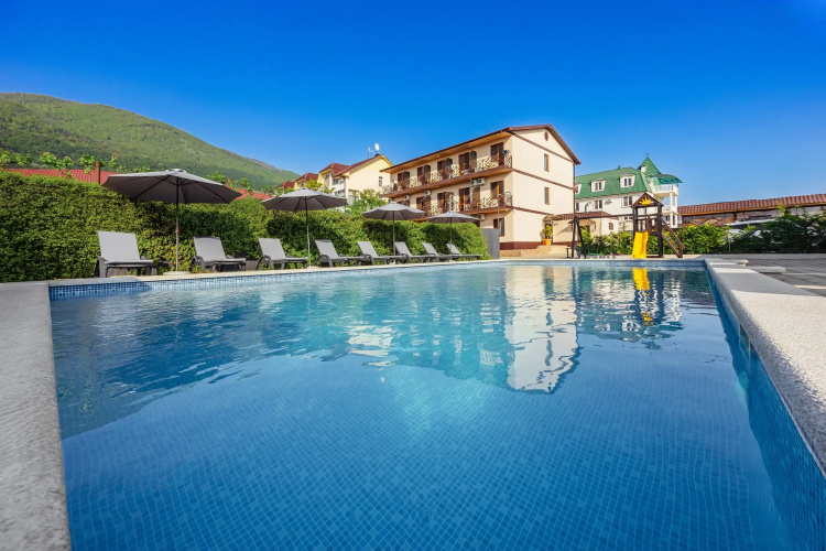 Taminik Hotel