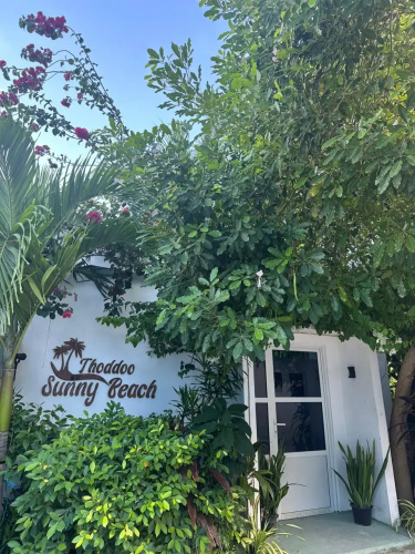 Thoddoo Sunny Beach Guest house