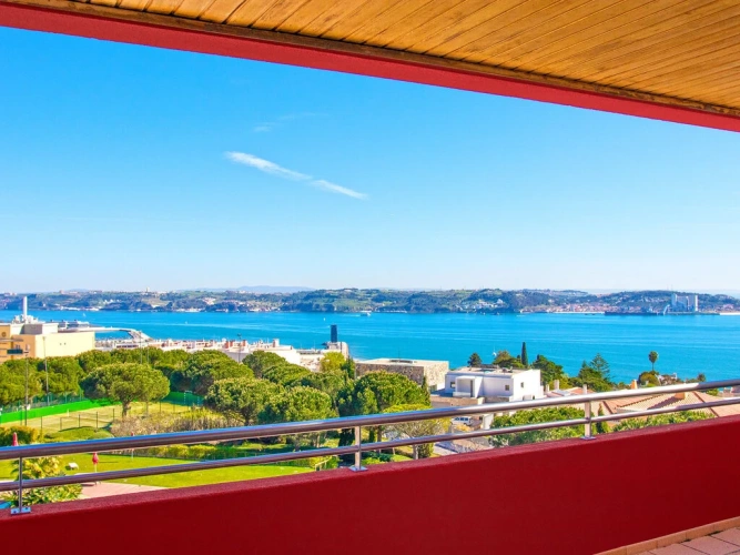Twin Studio with balcony and with Sea and Pool View