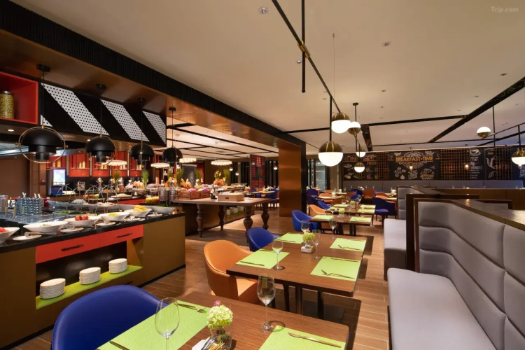 Hampton by Hilton Beijing Guomao CBD Hotel