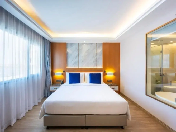 1 Bedroom Twin Junior Suite with balcony and with pool view