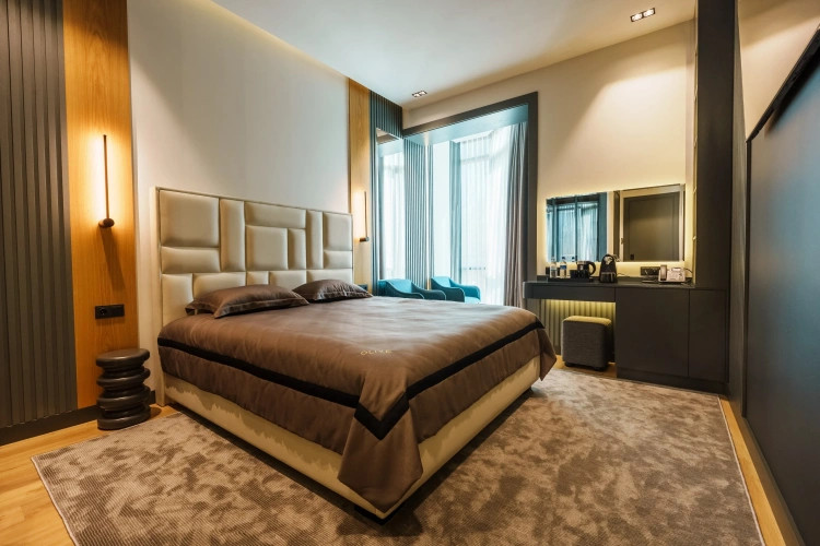 Superior Double room with city view
