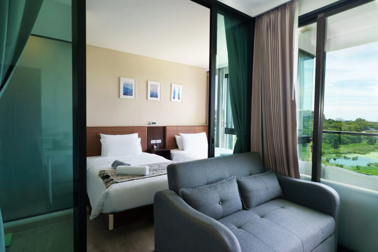 New 1 Bdr Royal Lee Nayang Beach Flat