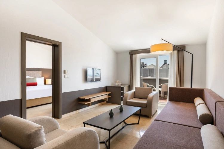 Suite with balcony and with sea view