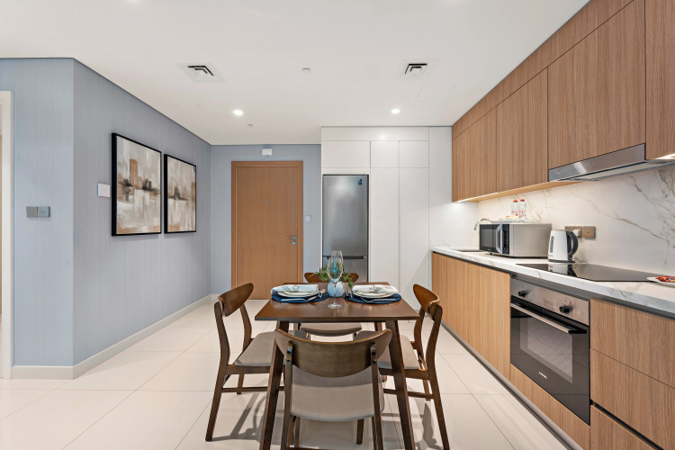 Stayis - Emaar Beach Front 1 BR suite With beach access Apartments