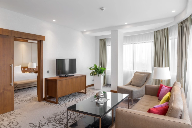 Corner Double Suite