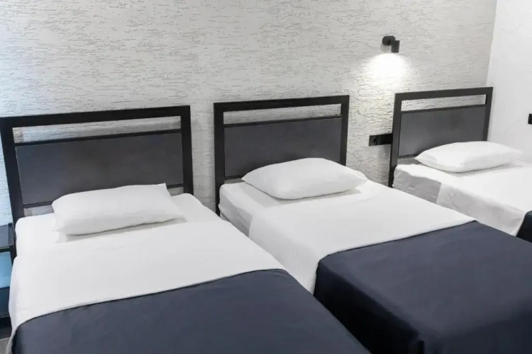 Standard Triple room with balcony