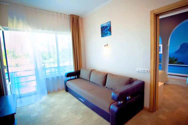 2 rooms 3 floor room with balcony and with view