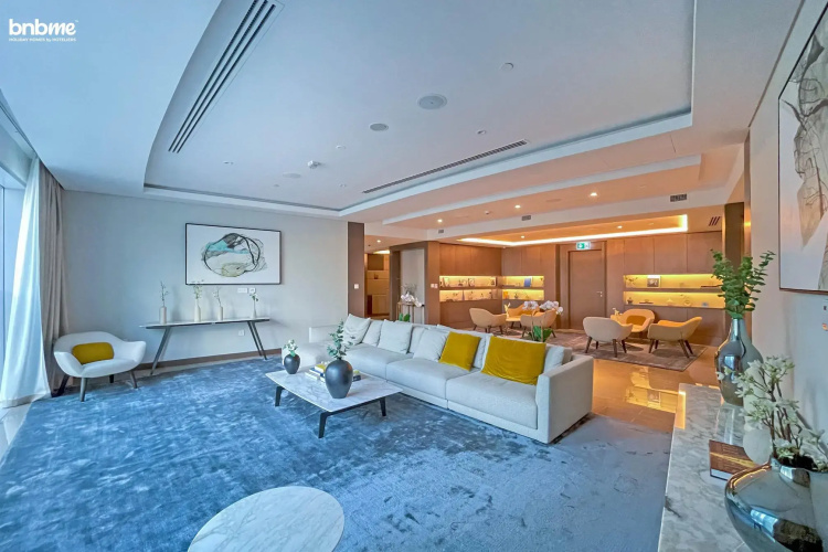 Bnbme, Opera Grand 2 BDR Apartments