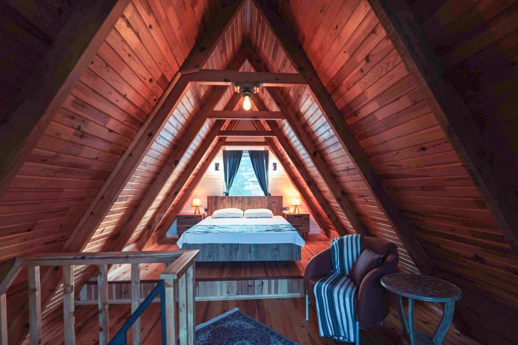 Deluxe Bungalow