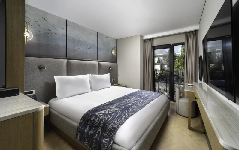 Comfort room