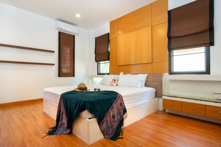 2 Bedrooms Villa