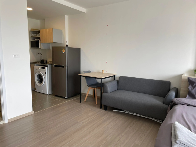 Vay Pothisan II Apartment