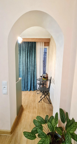 Magic Corner Flat
