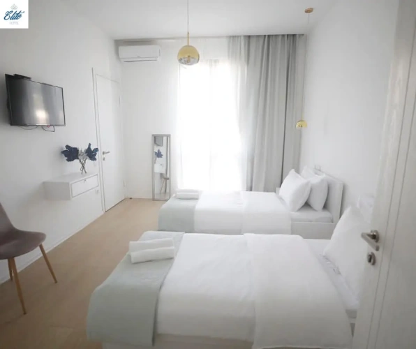 Standard Twin room with view