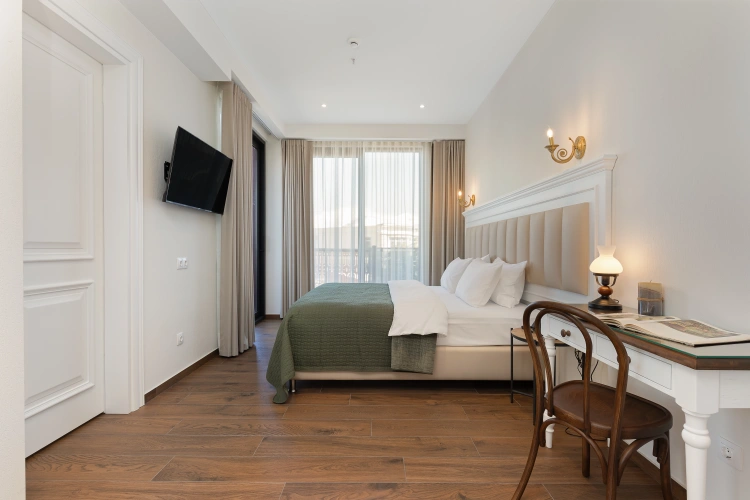 Superior Double room with balcony and with view