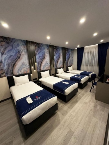 Quadruple room