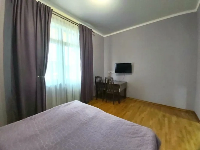 Superior room with balcony and with courtyard view