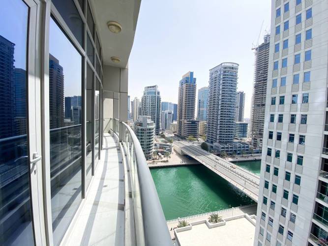 Panoramic Marina views 3BR Dubai Marina Apartments