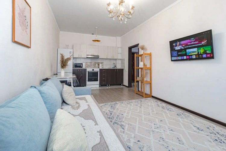 Ryadom S Batyr Moll Flat