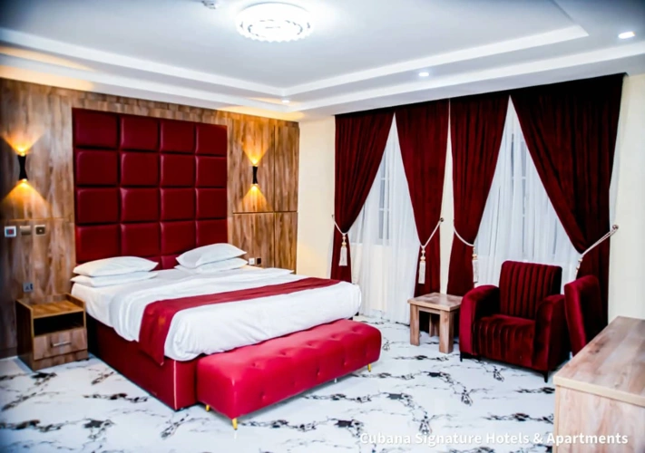 Deluxe Suite