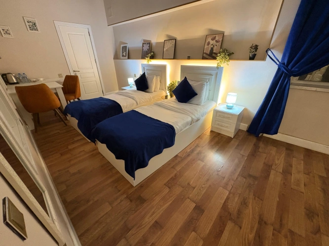 Deluxe Double Family room